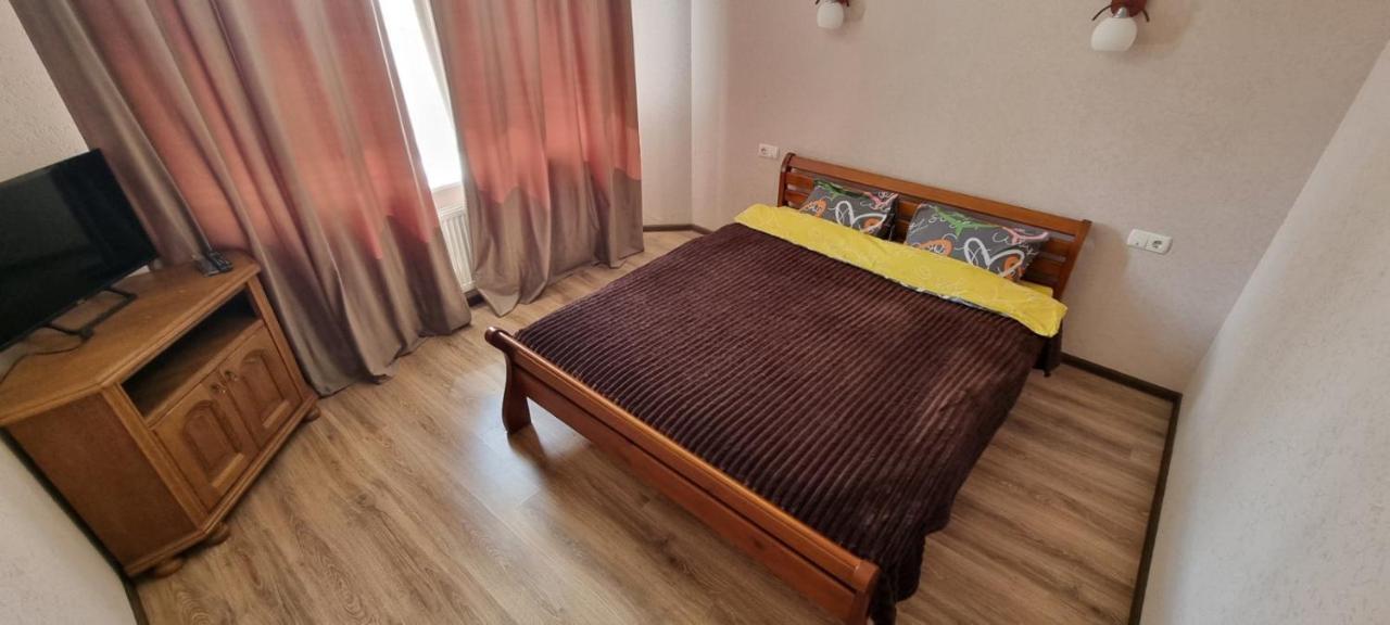 Затишна Двокімнатна Квартира Ternopil Buitenkant foto
